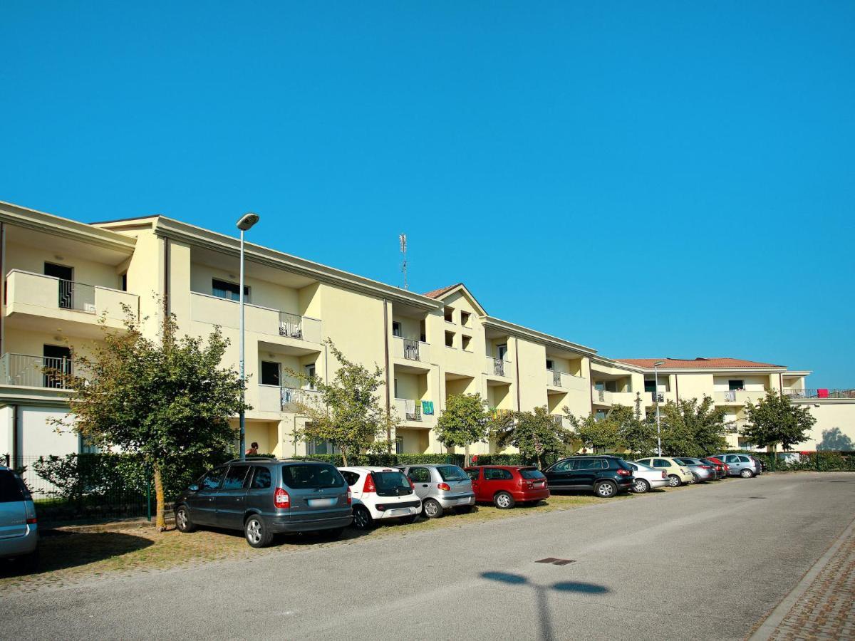 Apartment Robinia-Pinetine-4 By Interhome Дуна-Верде Екстер'єр фото